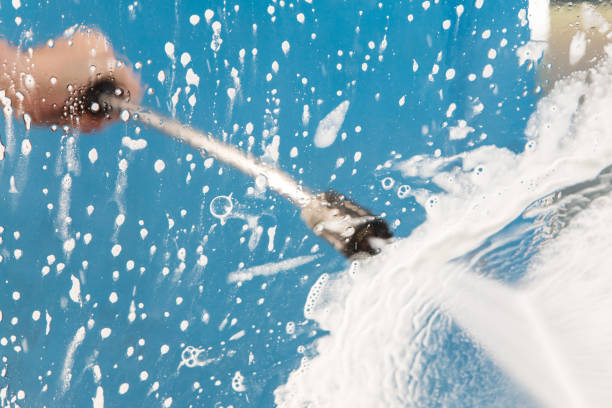 Best Sidewalk and Walkway Cleaning  in Eastpointe, MI